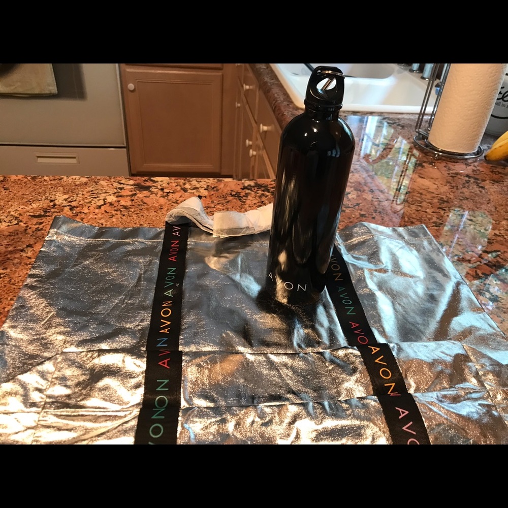 Avon bag for sale!  (Water bottle also for sale)